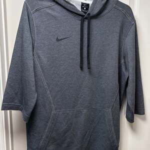 Nike Men's Dri-Fit Flux 3/4 Sleeve Charcoal Gray Hoodie Sweatshirt Small